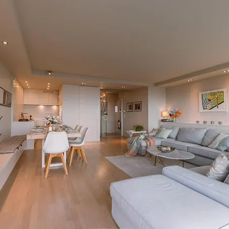 Beautiful 3 Bedroom With Sea-view In