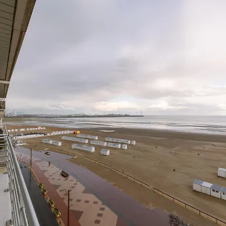 Beautiful 3 Bedroom With Sea-view In Knokke-Heist